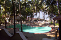 Hotel Bambolim Beach Resort - Goa